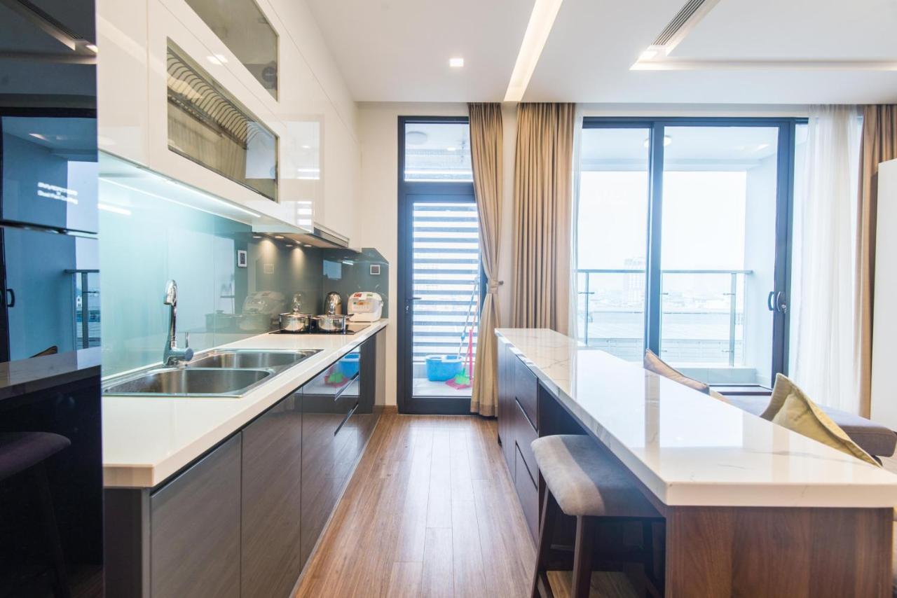 Premium Apartment Vinhomes Metropolis Badinh Hanoi Buitenkant foto