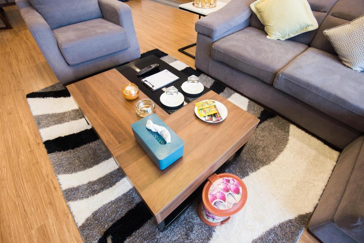 Premium Apartment Vinhomes Metropolis Badinh Hanoi Buitenkant foto