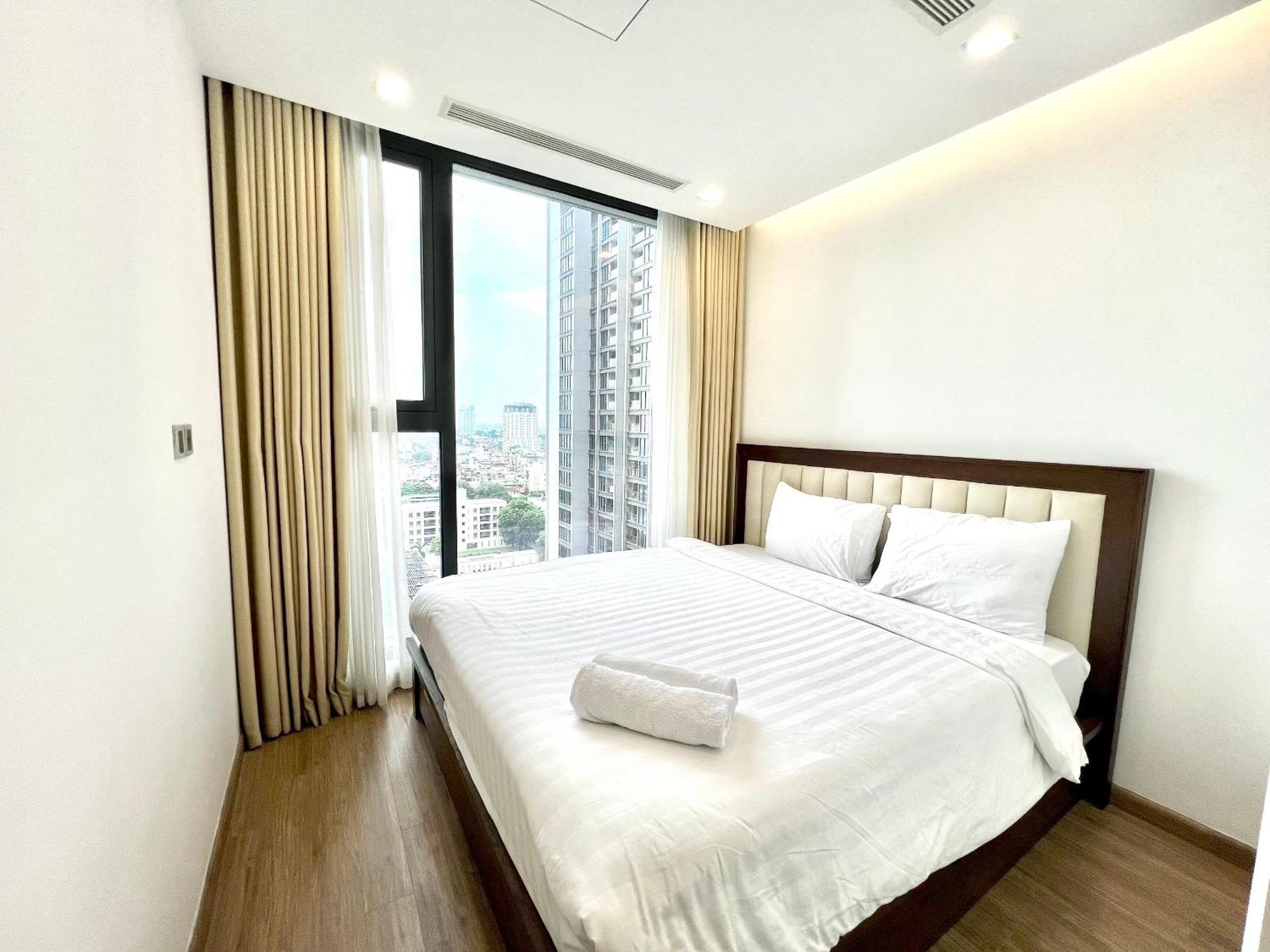 Premium Apartment Vinhomes Metropolis Badinh Hanoi Buitenkant foto